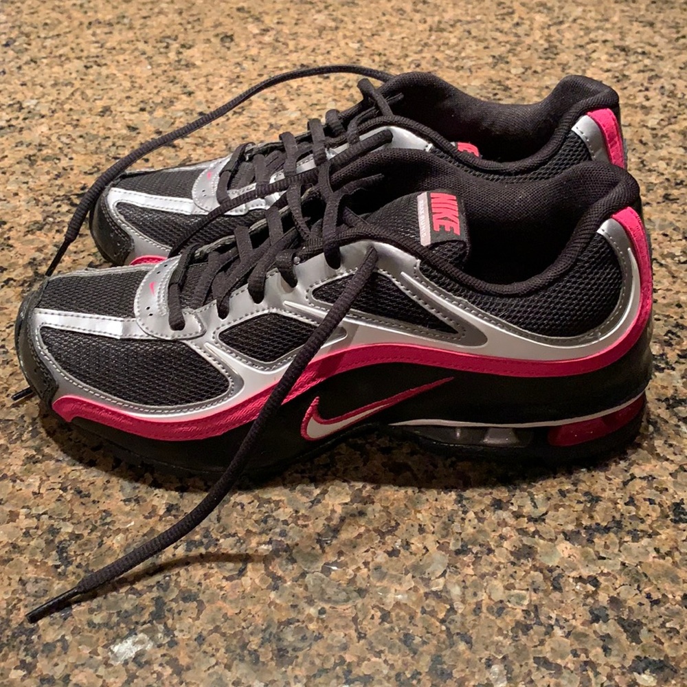 Nike REAX Shoes